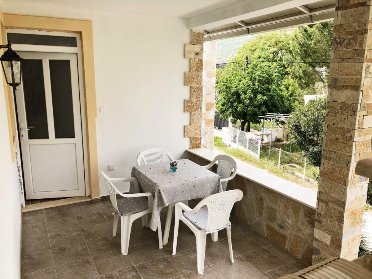 Vila Jovana Сутоморе Экстерьер фото