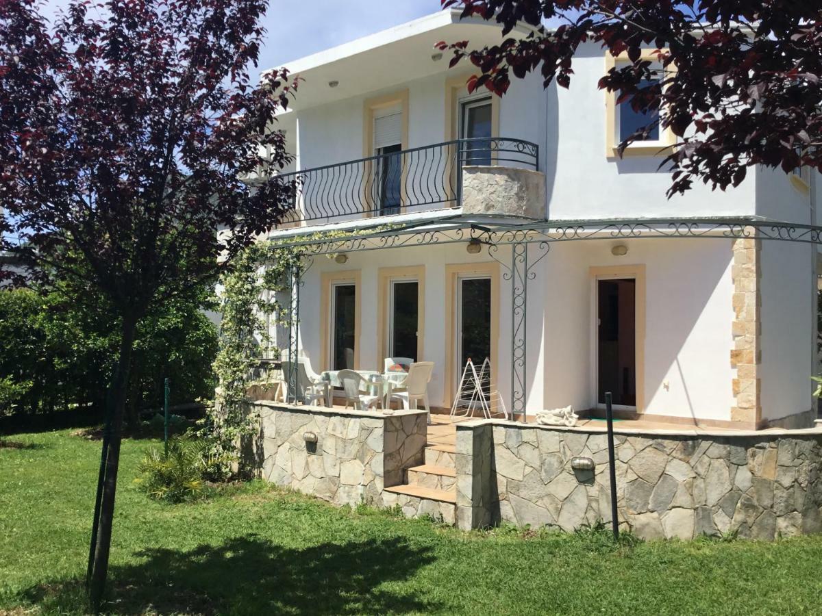 Vila Jovana Сутоморе Экстерьер фото
